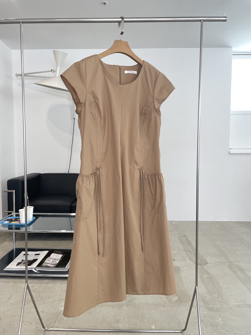 EDITION-P韓國直郵女士新款時尚職業人氣26春夏連衣裙褶皺EDITION/CHAHEE連衣裙圖色1