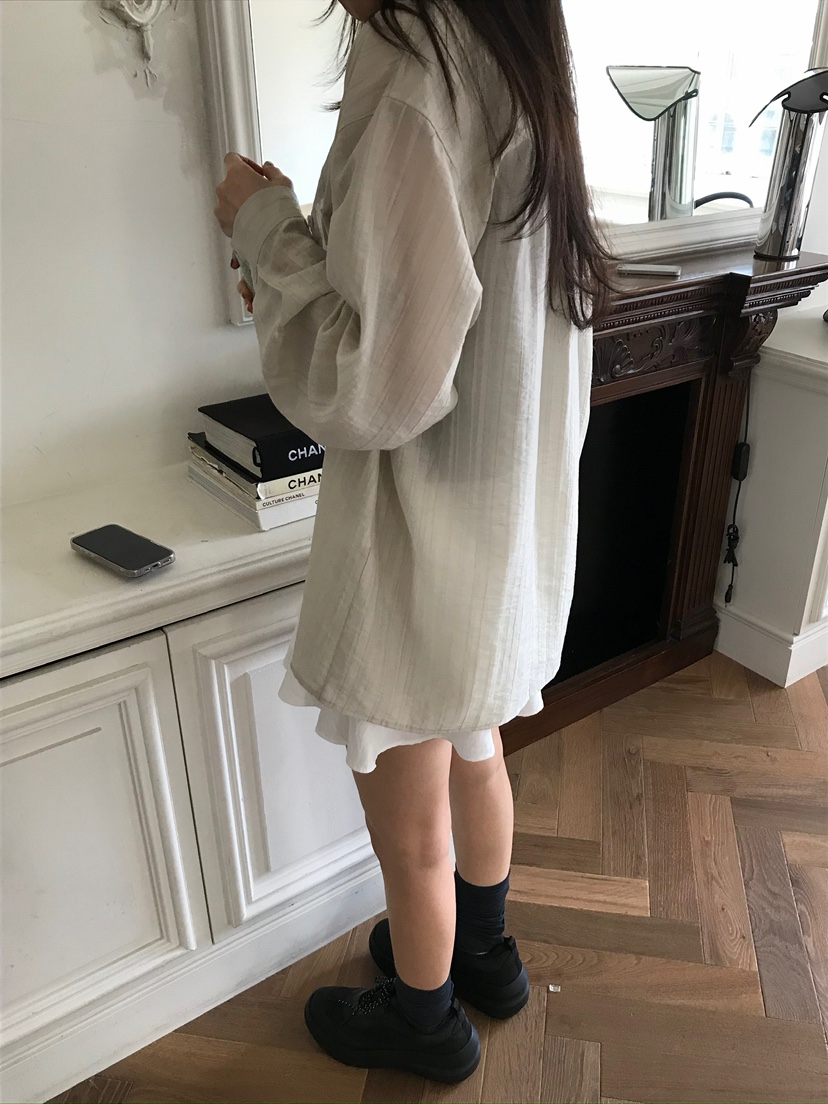 ESCHER韓國東大門代購女裝新品推薦熱賣休閑襯衫蕾絲衫刺繡ESCHER襯衫/蕾絲衫