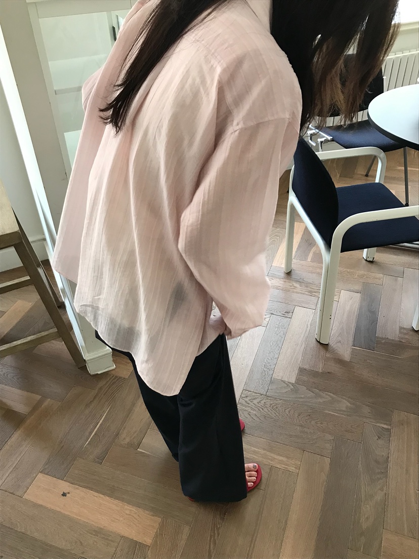 ESCHER韓國東大門代購女裝新品推薦熱賣休閑襯衫蕾絲衫刺繡ESCHER襯衫/蕾絲衫