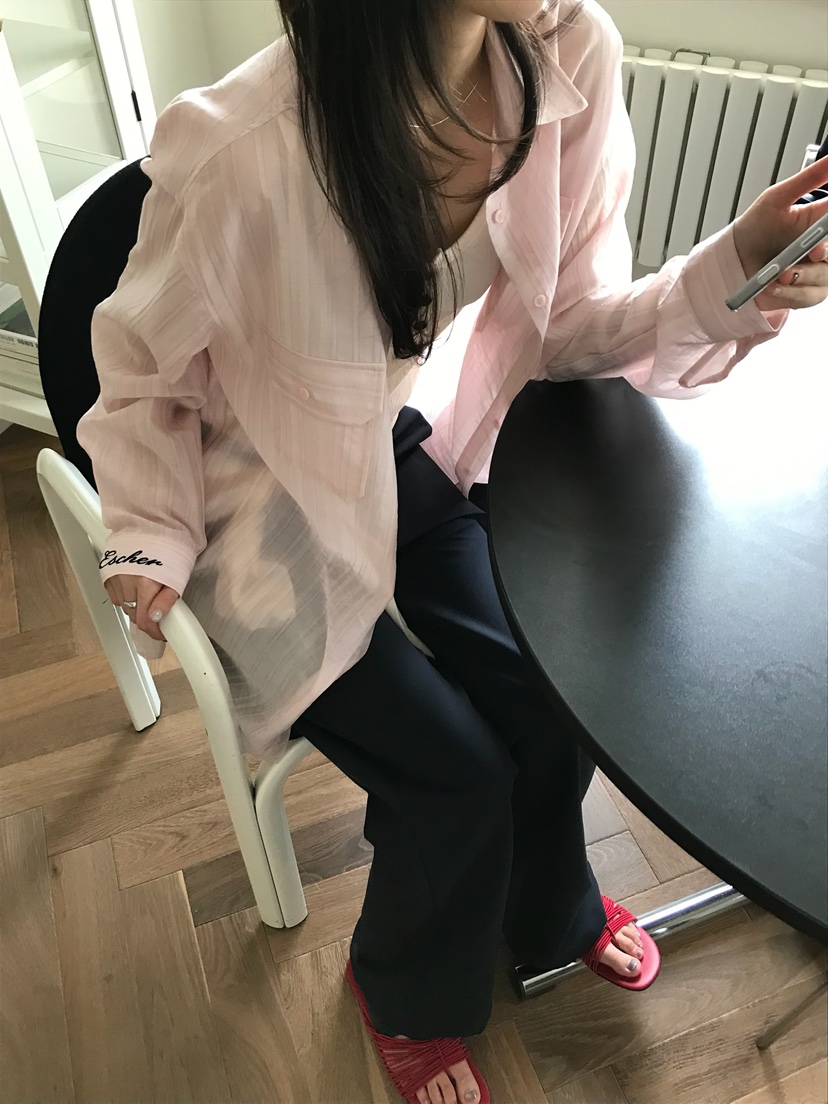 ESCHER韓國東大門代購女裝新品推薦熱賣休閑襯衫蕾絲衫刺繡ESCHER襯衫/蕾絲衫