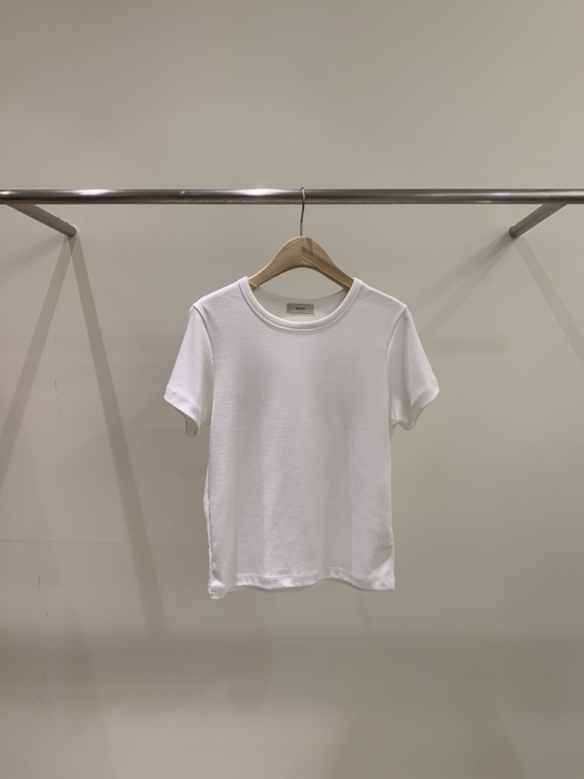 ZITTEN韓國直郵實拍女裝新品推薦熱賣時尚26春夏職業人氣T恤ZITTENT恤圖色2