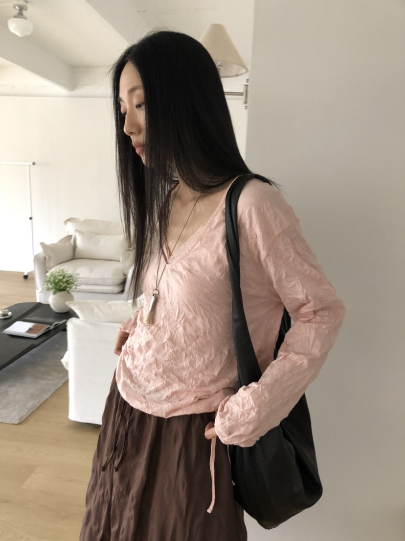 TORRE韓國直郵女士新品推薦休閑時尚人氣長袖T恤不含內搭V領TORRE長袖T恤