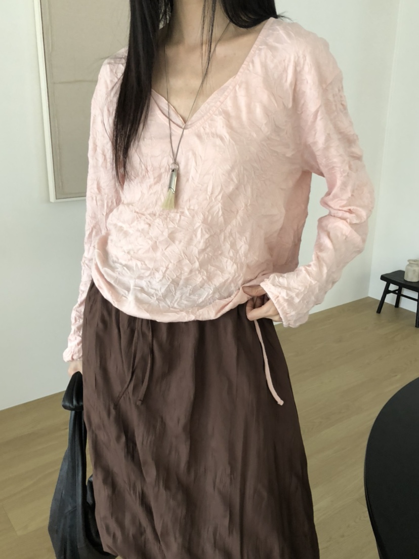 TORRE韓國直郵女士新品推薦休閑時尚人氣長袖T恤不含內搭V領TORRE長袖T恤