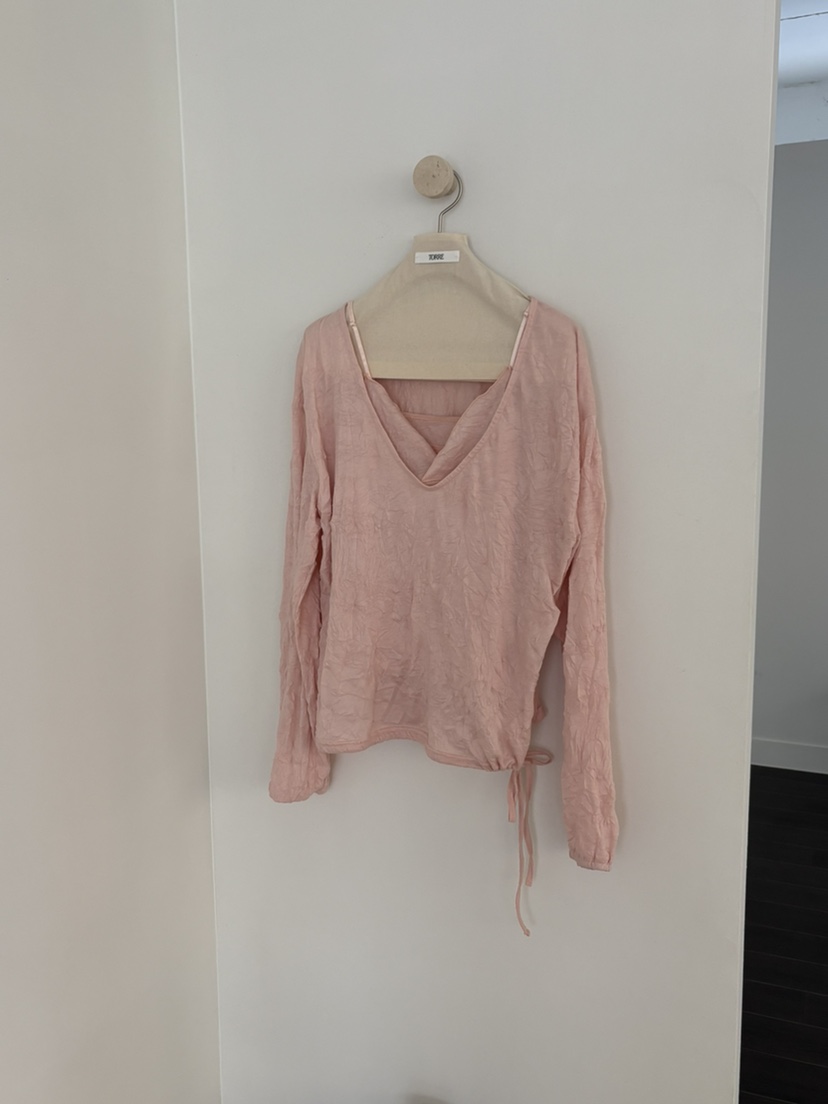 TORRE韓國直郵女士新品推薦休閑時尚人氣長袖T恤不含內搭V領TORRE長袖T恤圖色2