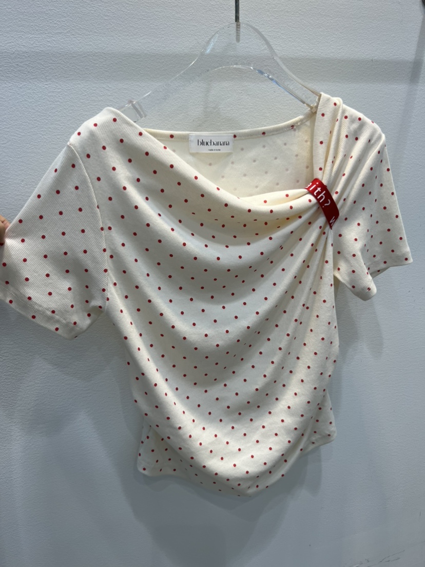 BLUE BANANA韓國東大門代購女裝新款推薦熱賣T恤不含項鏈BLUE BANANAT恤圖色1