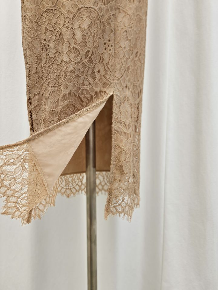 HIGH HEELS韓國東大門直郵女裝新品推薦連衣裙含腰帶圍巾HIGH HEELS連衣裙