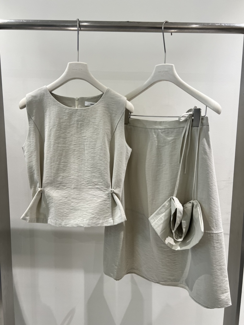 MENTOR韓國直郵實拍女裝新款熱賣休閑時尚人氣26春夏套裝MENTOR套裝圖色1