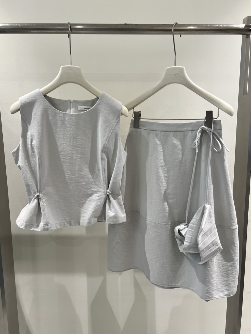 MENTOR韓國直郵實拍女裝新款熱賣休閑時尚人氣26春夏套裝MENTOR套裝圖色2