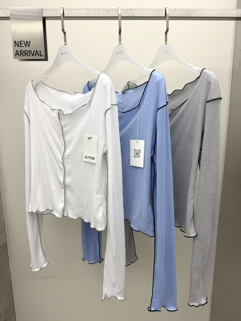 GLITTER韓國東大門直郵女裝新品人氣26春夏熱賣休閑長袖T恤GLITTER長袖T恤