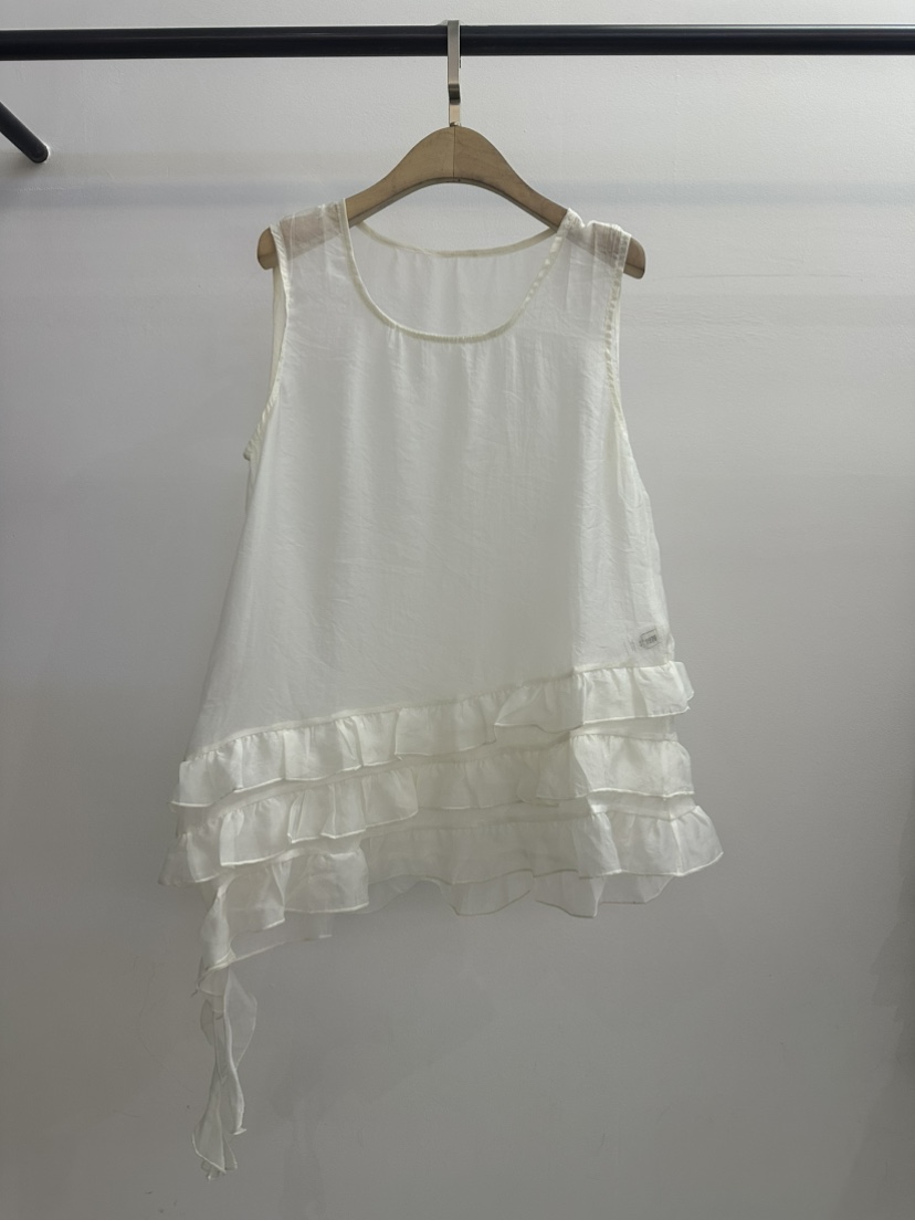 JENNY 1976韓國東大門直郵女士新款熱賣吊帶背心荷葉邊歐根紗JENNY 1976吊帶/背心圖色1