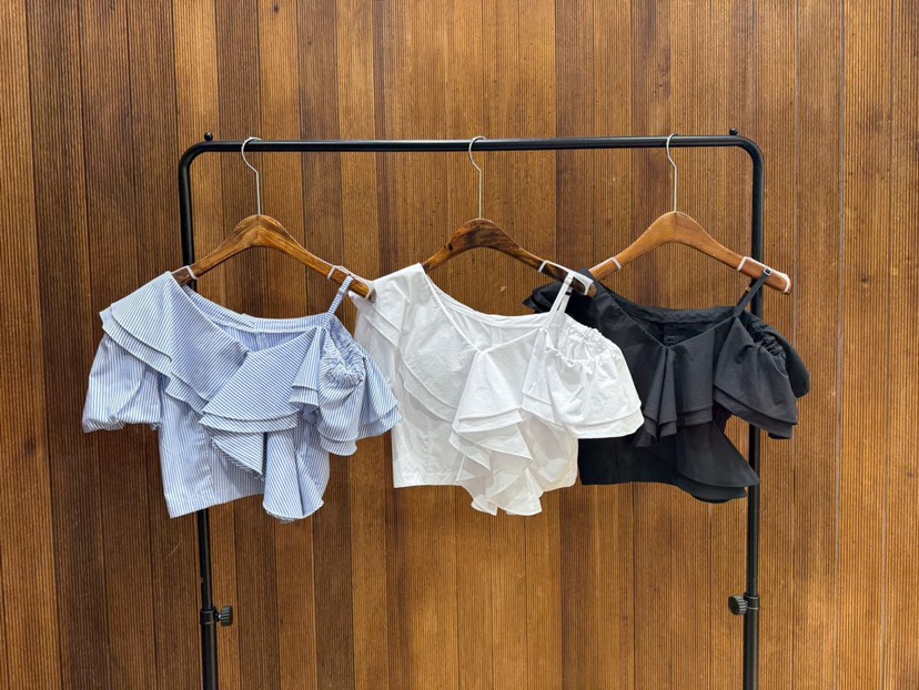 2TWO MOON東大門直郵女裝新品職業熱賣襯衫蕾絲衫不對稱2TWO MOON襯衫/蕾絲衫