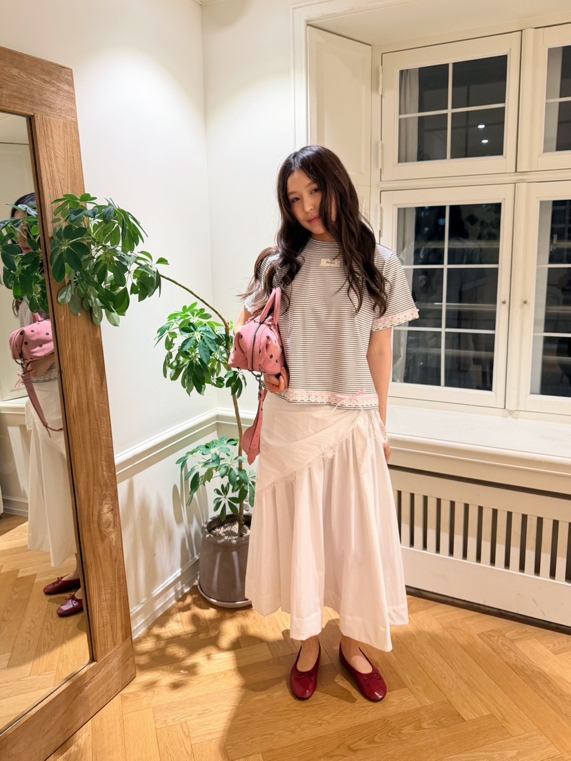 BOUTIQUE-L東大門代購女裝新品26春夏時尚熱賣職業推薦T恤BOUTIQUE-LT恤