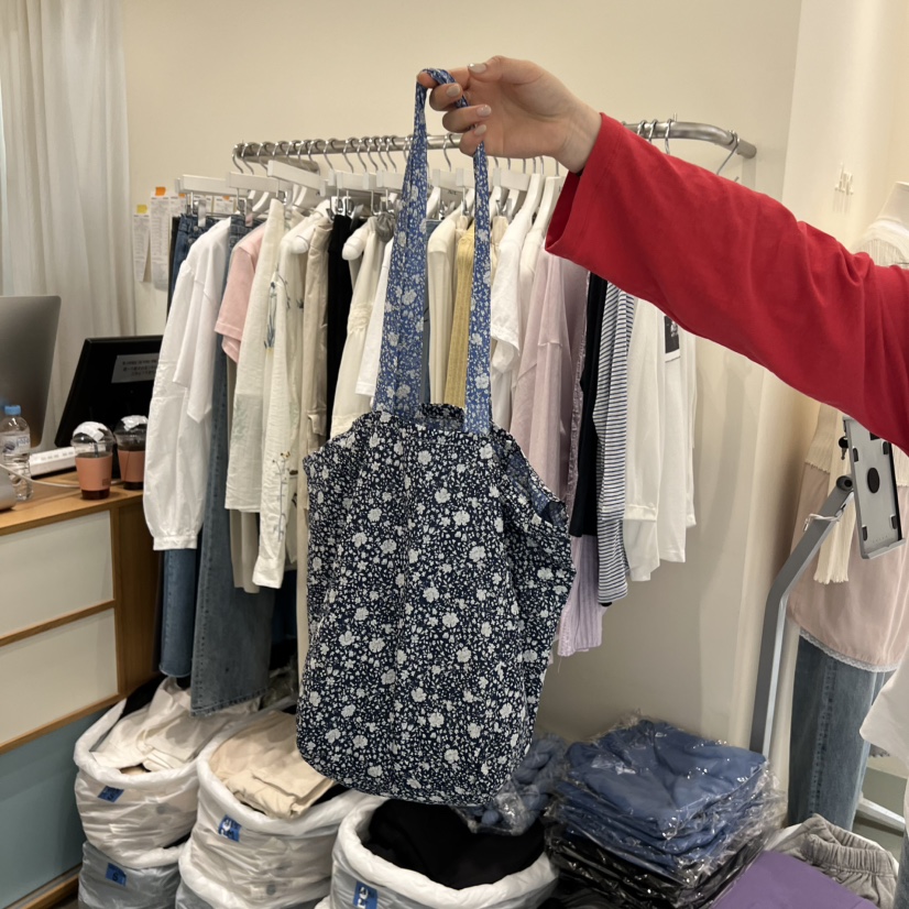 ARE東大門直郵女士新款職業真品時尚休閑熱賣人氣手提包雙面ARE YOU/ARE手提包圖色2