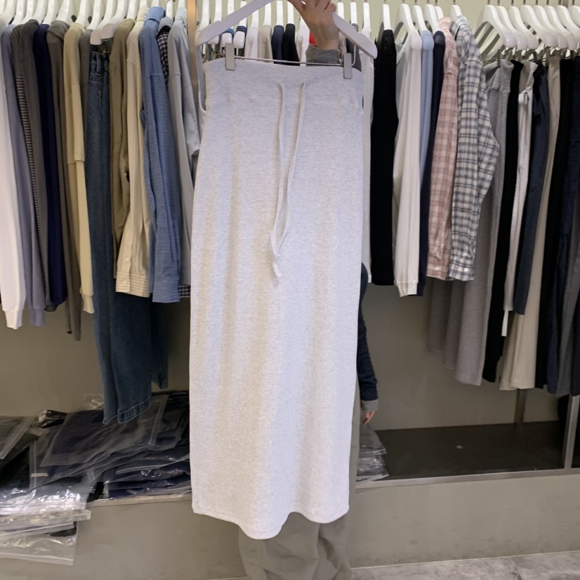 FAVE/FAVOURITE東大門直郵女士新款人氣26春夏熱賣職業長裙FAVE/FAVOURITE長裙圖色1