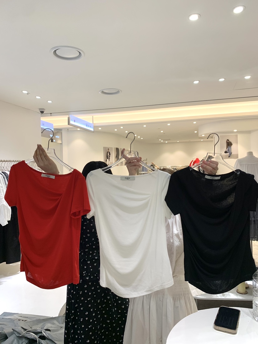 FABRIC東大門直郵女裝新款休閑人氣時尚推薦熱賣T恤不對稱FABRICT恤