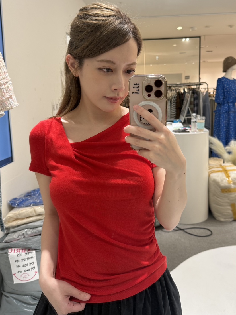 FABRIC東大門直郵女裝新款休閑人氣時尚推薦熱賣T恤不對稱FABRICT恤