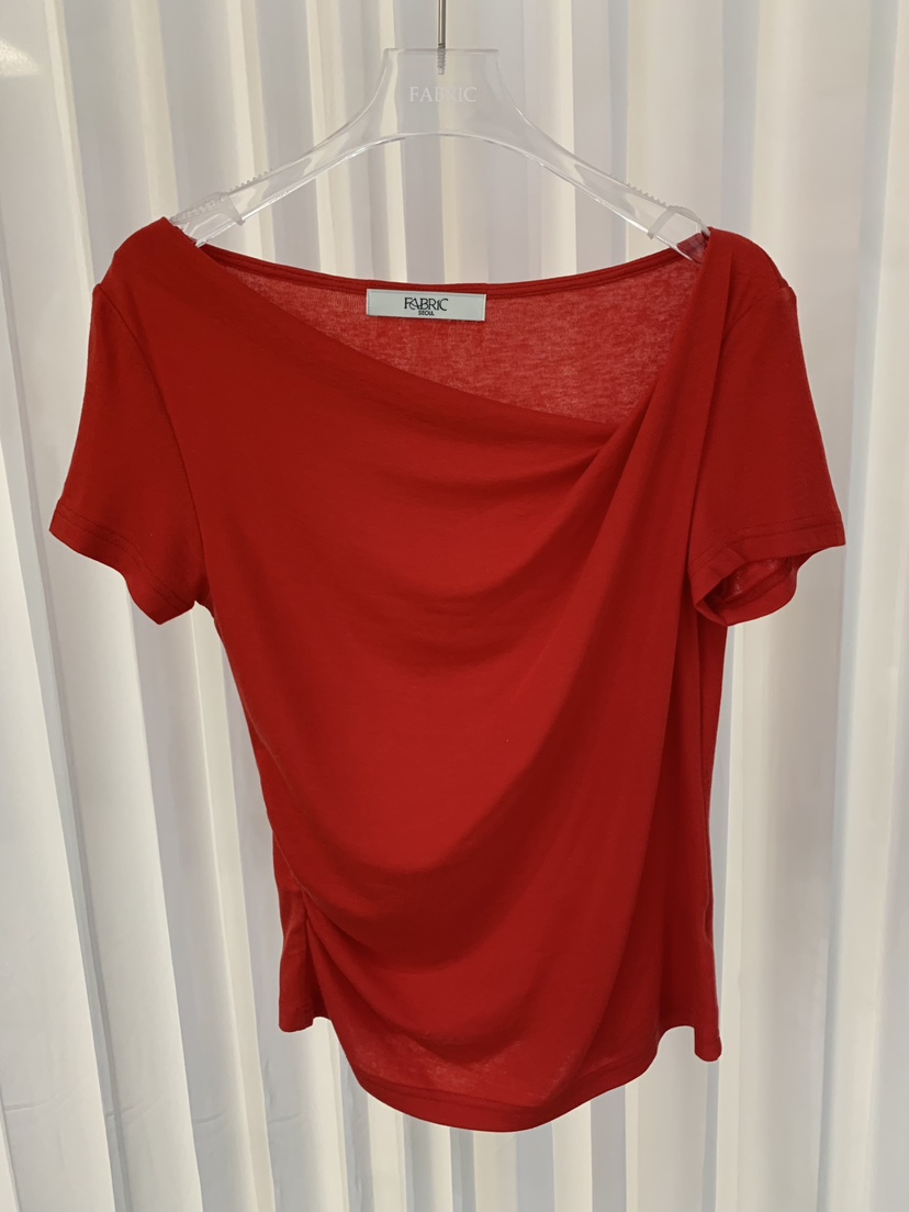 FABRIC東大門直郵女裝新款休閑人氣時尚推薦熱賣T恤不對稱FABRICT恤圖色2