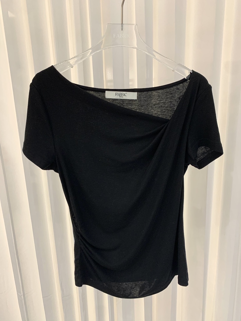 FABRIC東大門直郵女裝新款休閑人氣時尚推薦熱賣T恤不對稱FABRICT恤圖色3