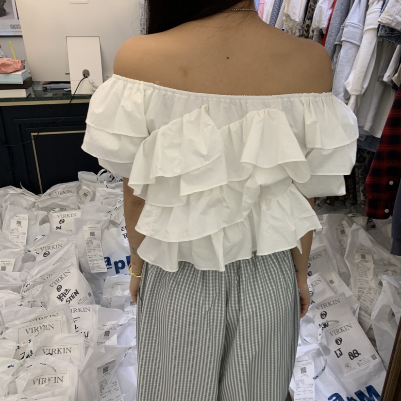 VIRKIN韓國代購女裝新款真品熱賣時尚襯衫蕾絲衫不含項鏈VIRKIN襯衫/蕾絲衫