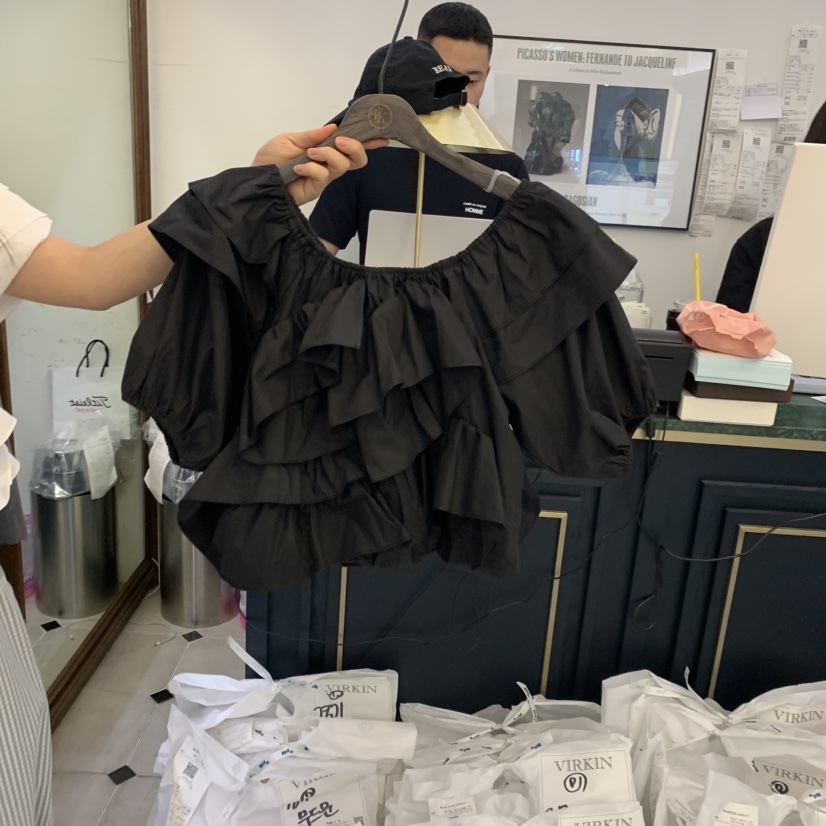 VIRKIN韓國代購女裝新款真品熱賣時尚襯衫蕾絲衫不含項鏈VIRKIN襯衫/蕾絲衫圖色3