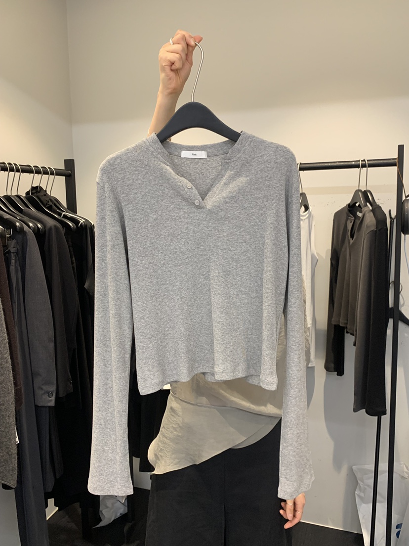 FORTH東大門直郵女裝新品時尚真品推薦熱賣26春夏長袖T恤FORTH長袖T恤圖色2