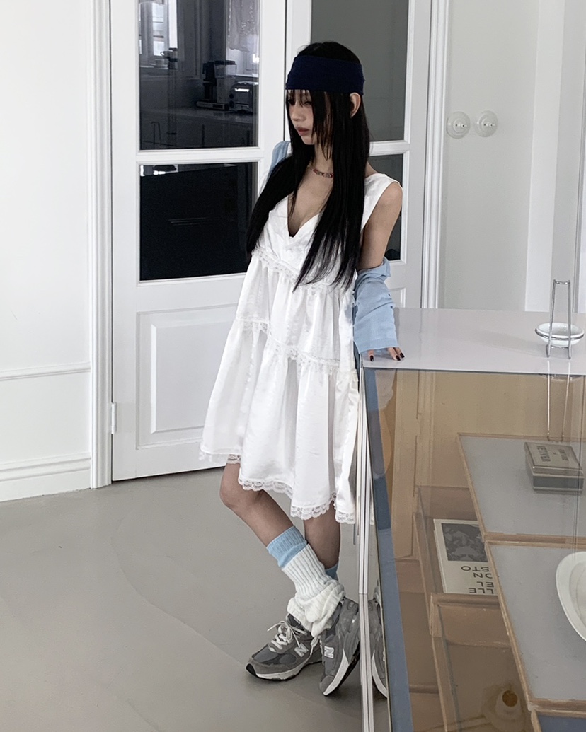 LIVE AID-P東大門直郵女士新品熱賣職業推薦26春夏連衣裙LIVE AID-P連衣裙