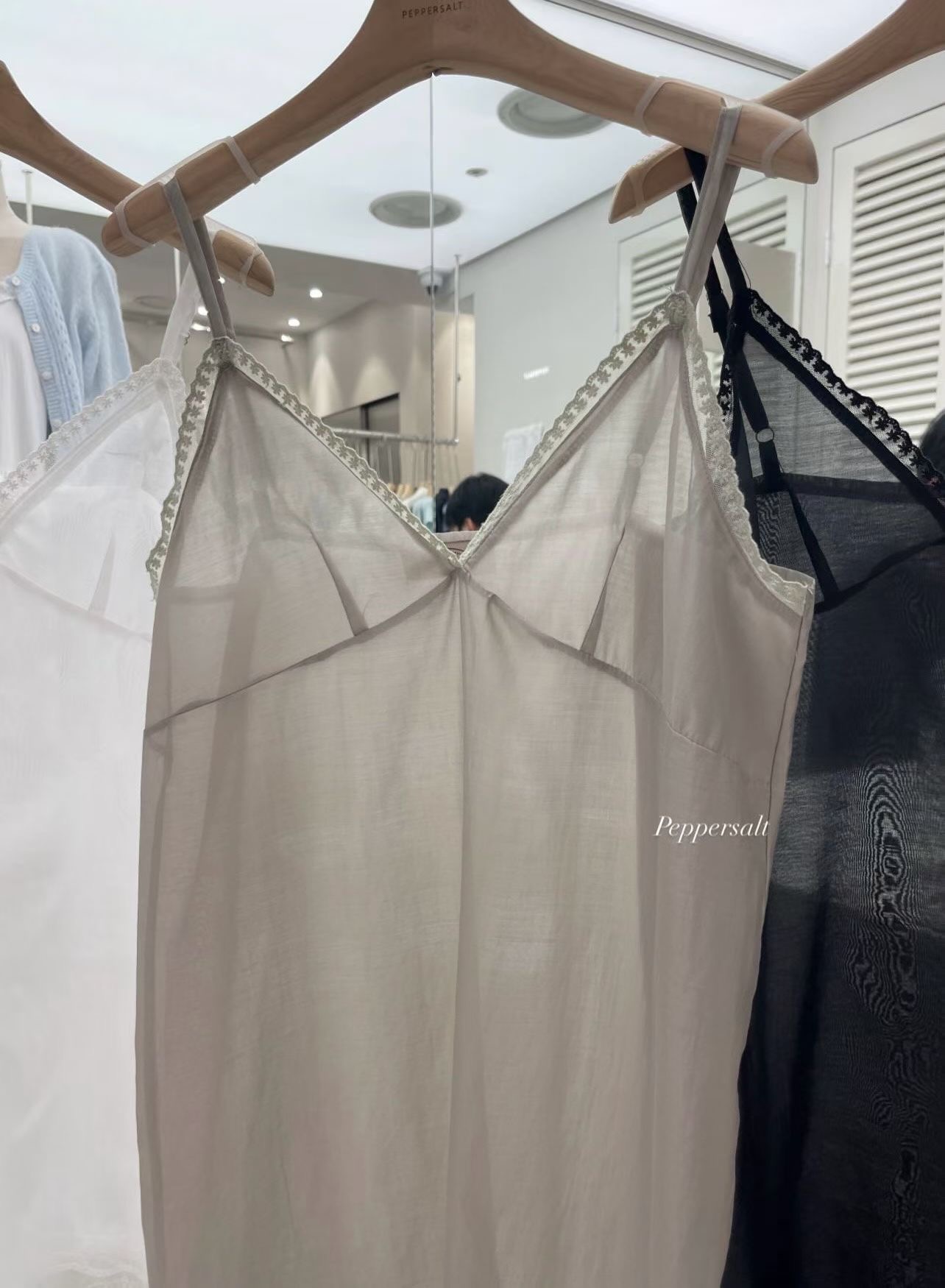 PEPPER 페페東大門直郵女士新品熱賣人氣時尚真品連衣裙PEPPER-SEOUL連衣裙