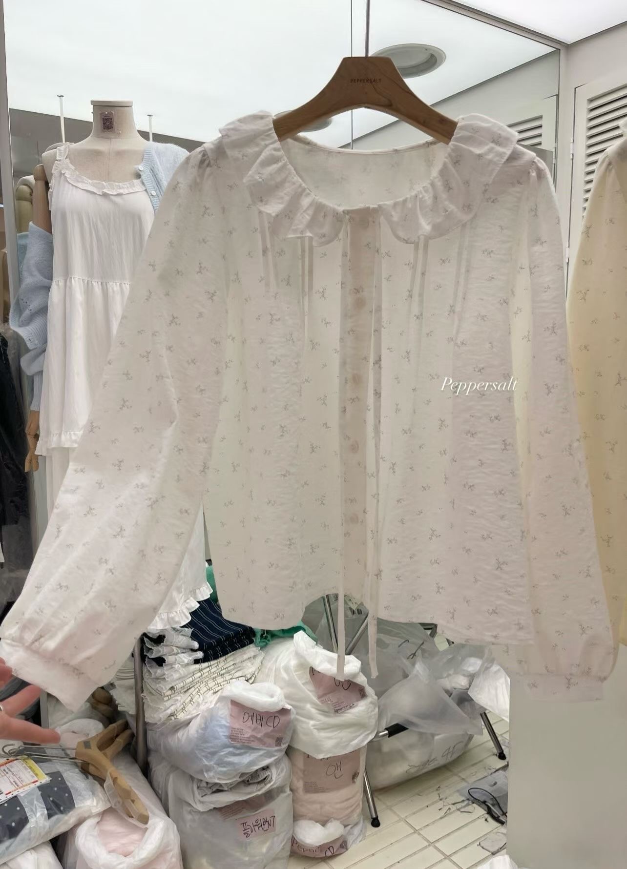 PEPPER 페페韓國代購女士新品熱賣人氣26春夏襯衫蕾絲衫PEPPER-SEOUL襯衫/蕾絲衫圖色1