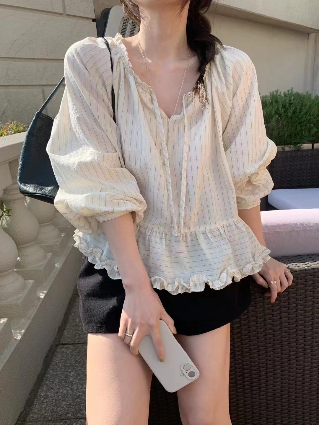 MELLOUNGE-멜라운지-T韓國代購女士新品真品襯衫蕾絲衫MELLOUNGE-2件起襯衫/蕾絲衫