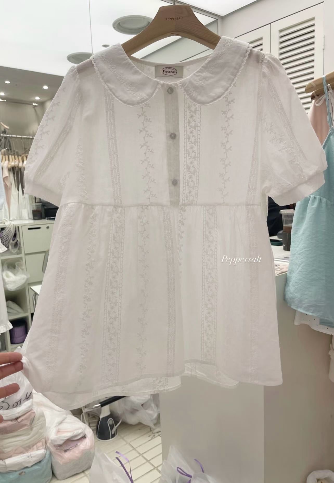 PEPPER 페페韓國代購女裝新品真品人氣休閑職業襯衫蕾絲衫PEPPER-SEOUL襯衫/蕾絲衫