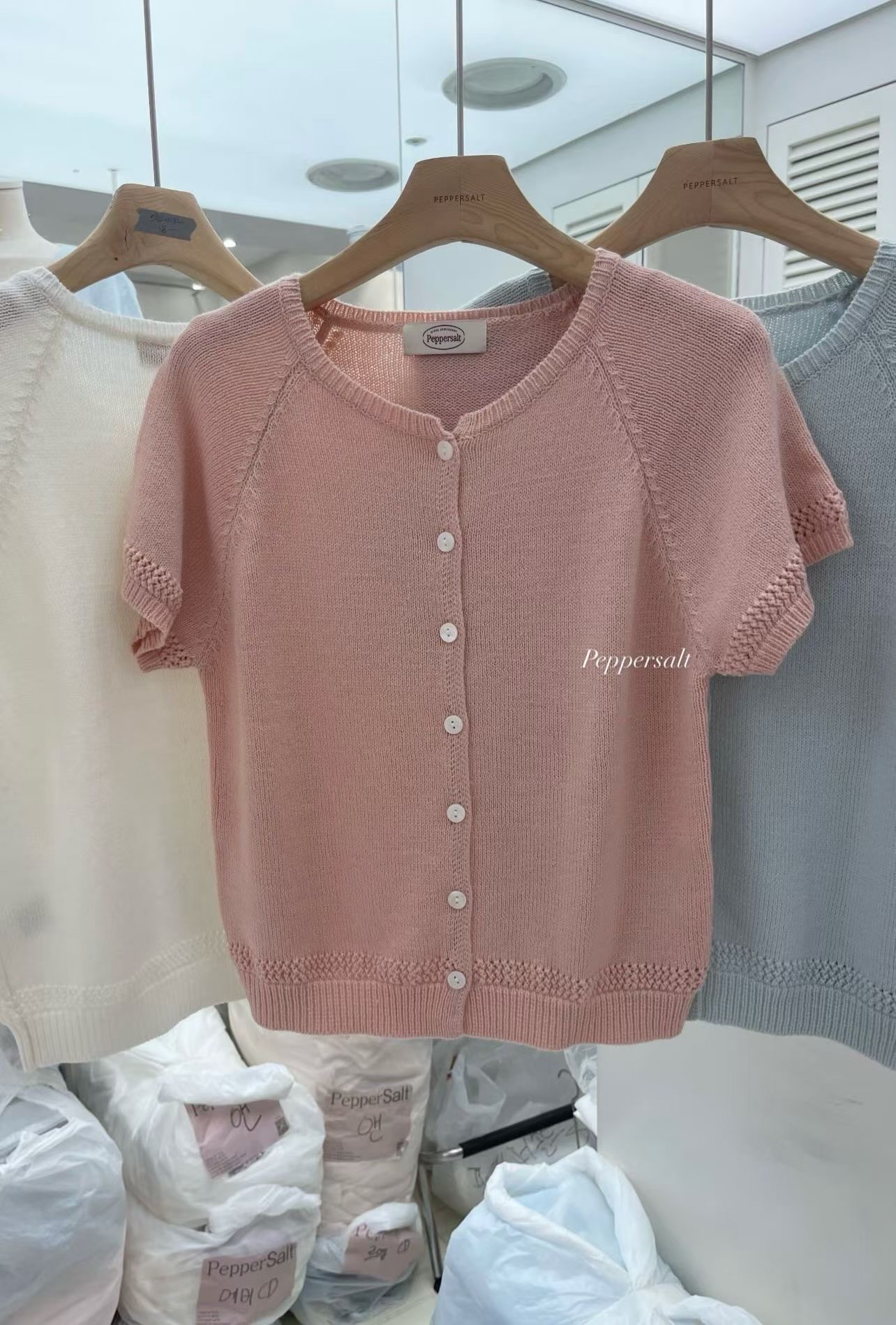 PEPPER 페페東大門代購女裝新款職業真品熱賣針織衫開衫PEPPER-SEOUL針織衫圖色2