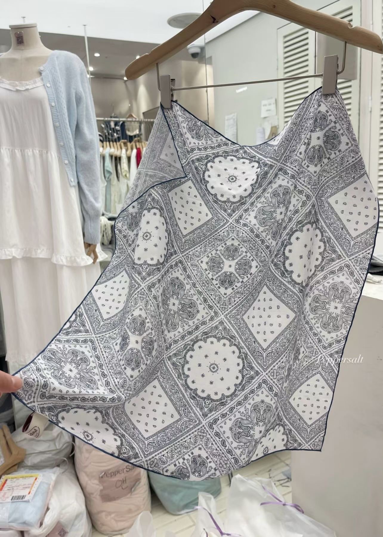 PEPPER 페페東大門代購女士新款真品推薦休閑熱賣圍巾披肩PEPPER-SEOUL圍巾/披肩圖色1