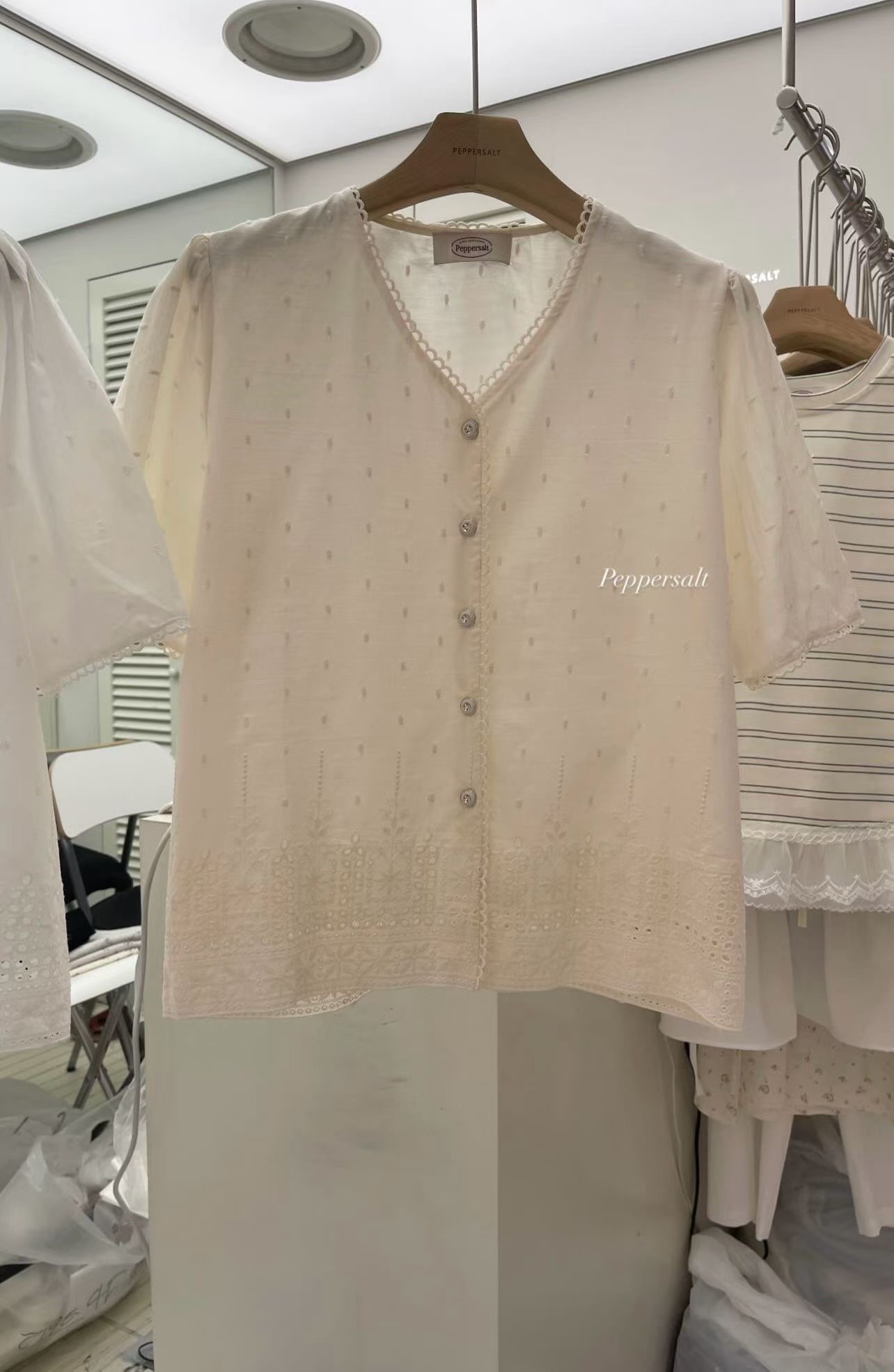 PEPPER 페페韓國直郵女士新品26春夏真品職業襯衫蕾絲衫PEPPER-SEOUL襯衫/蕾絲衫圖色1