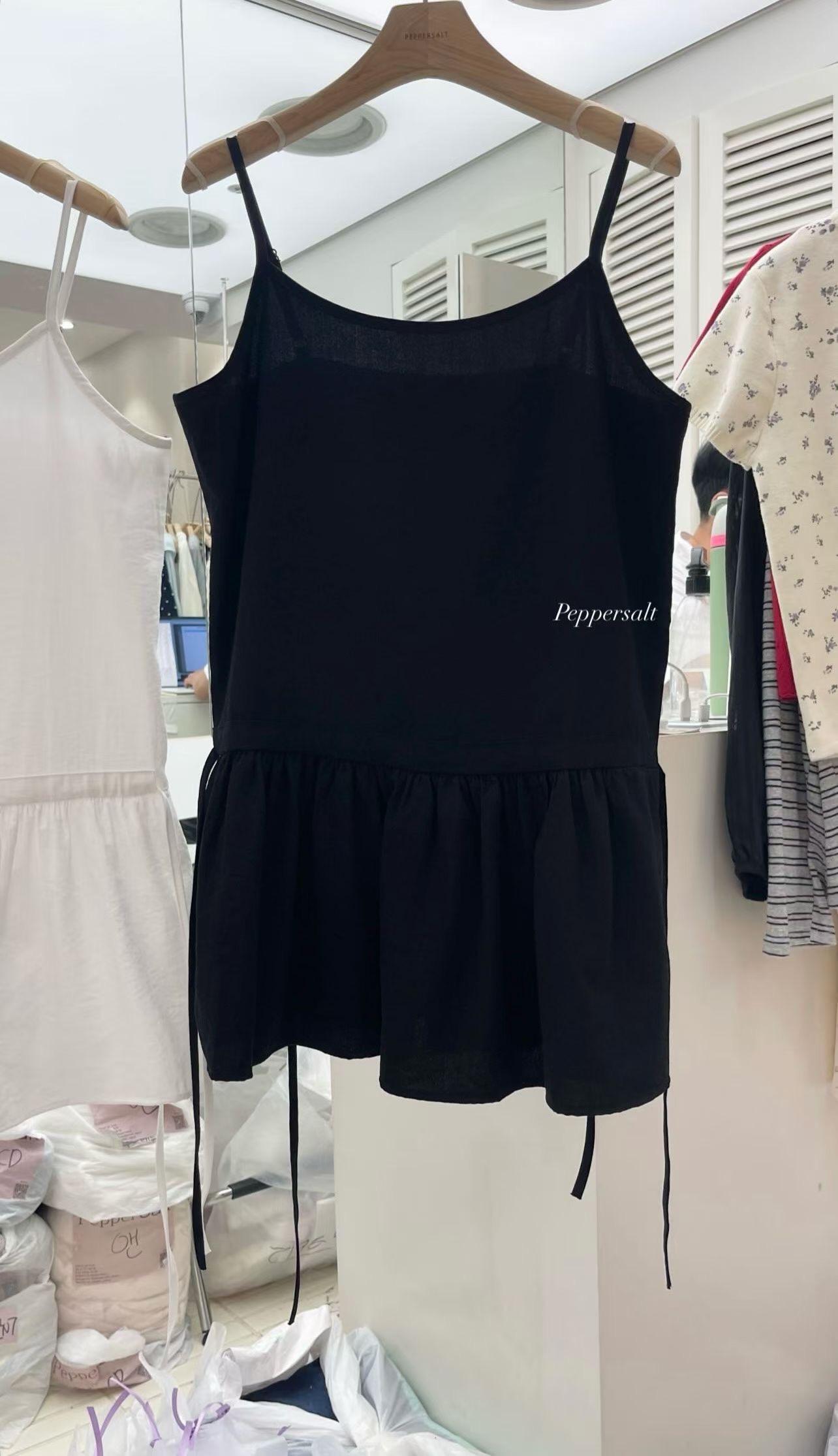 PEPPER 페페東大門直郵女士新品人氣推薦時尚職業吊帶背心PEPPER-SEOUL吊帶/背心圖色2