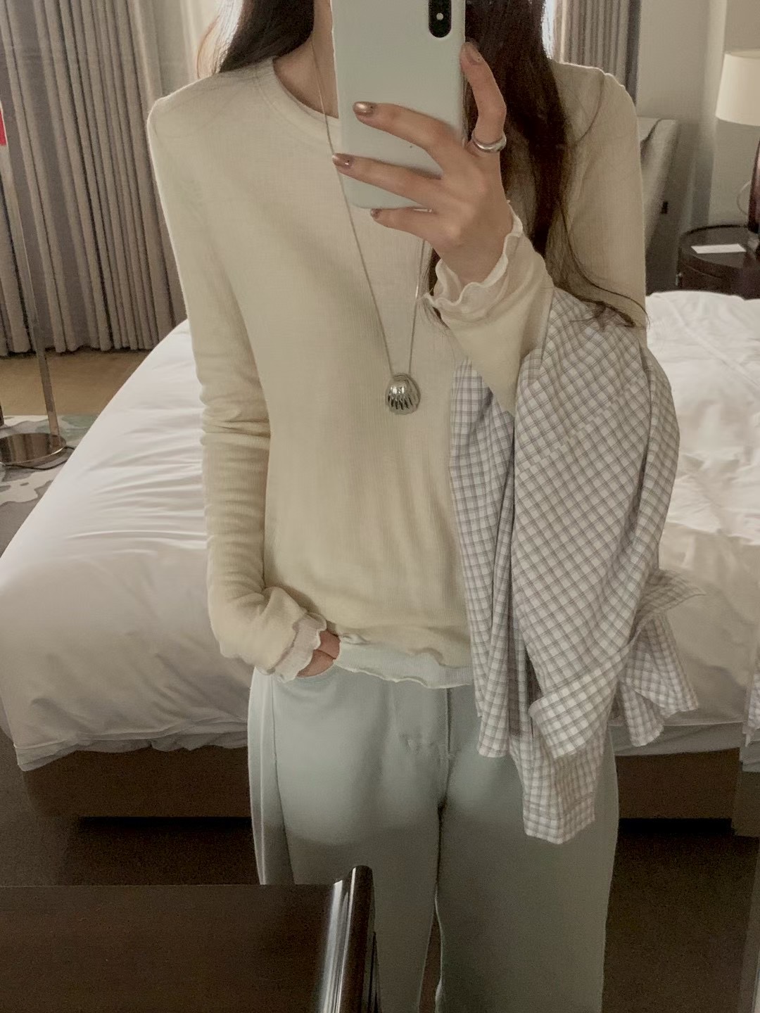 AN STAND東大門實拍女士新品推薦熱賣長袖T恤不含內搭絨AN STAND-2件起長袖T恤圖色2