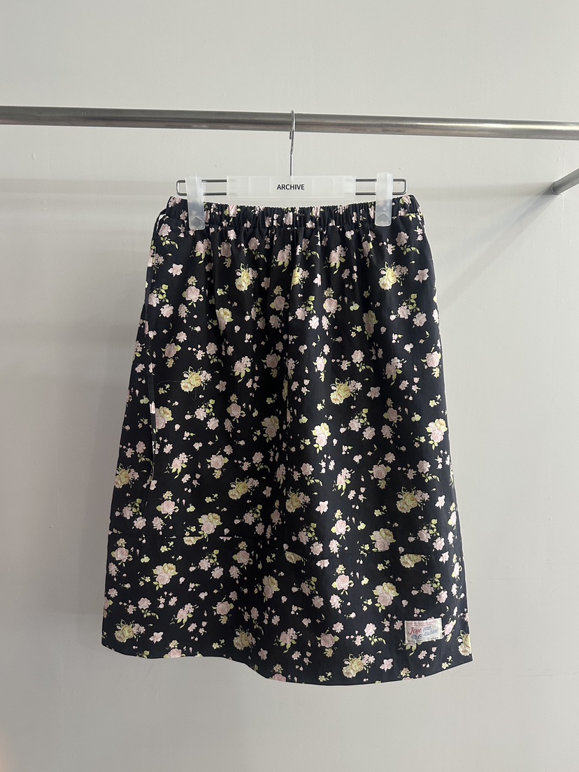 ARCHIVE-P韓國直郵實拍女裝新款26春夏半身裙中短裙花朵ARCHIVE-P半身裙/中短裙圖色1