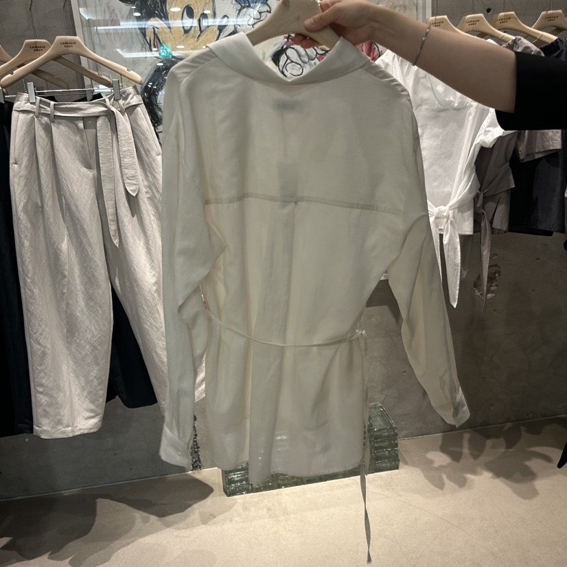 LAMAGIEPIE/LAMAGIE GREY韓國代購女裝新款職業襯衫蕾絲衫含腰繩LAMAGIEPIE/LAMAGIE GREY襯衫/蕾絲衫