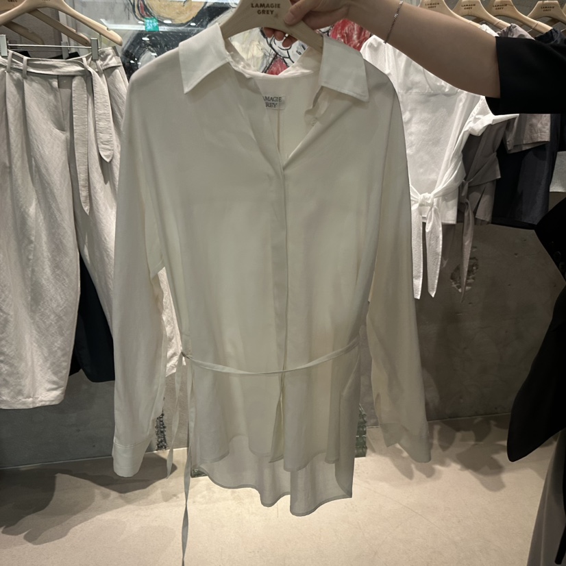 LAMAGIEPIE/LAMAGIE GREY韓國代購女裝新款職業襯衫蕾絲衫含腰繩LAMAGIEPIE/LAMAGIE GREY襯衫/蕾絲衫圖色1