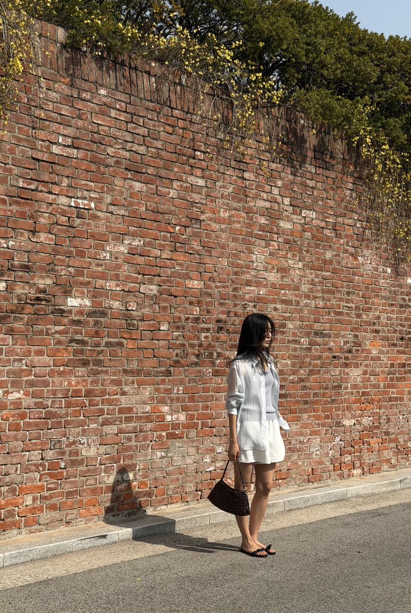 AMY GRACE-A東大門直郵女裝新款真品時尚襯衫蕾絲衫含腰繩AMY GRACE-A襯衫/蕾絲衫