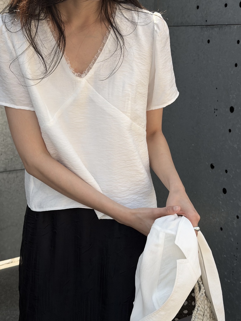 AMY GRACE-A韓國直郵女士新品真品人氣職業26春夏襯衫蕾絲衫AMY GRACE-A襯衫/蕾絲衫