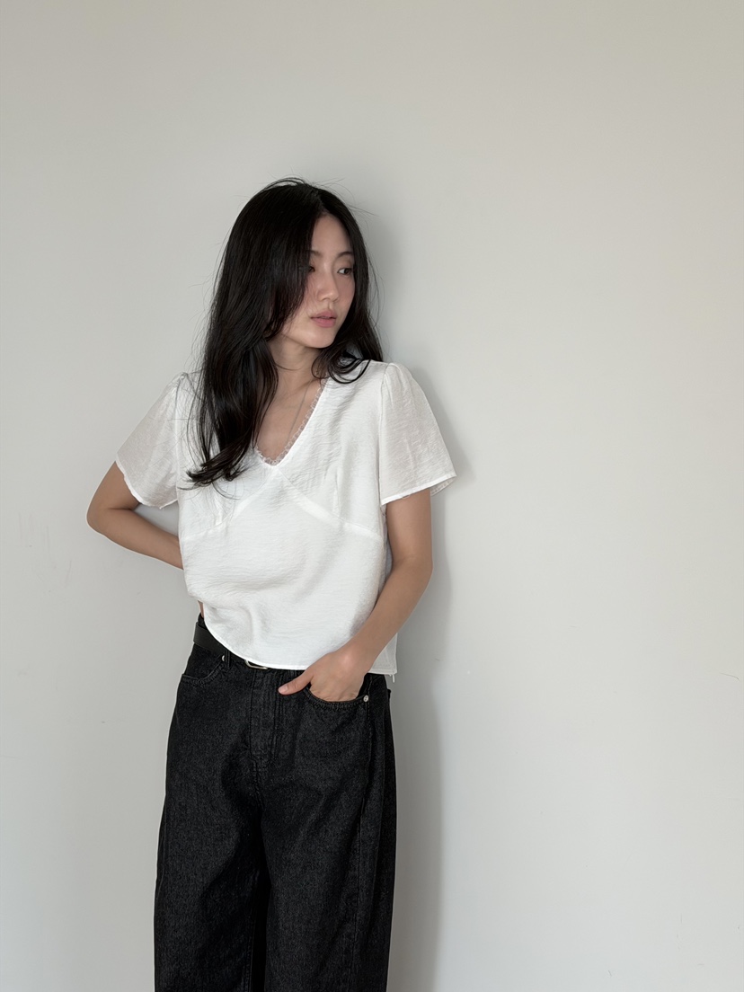 AMY GRACE-A韓國直郵女士新品真品人氣職業26春夏襯衫蕾絲衫AMY GRACE-A襯衫/蕾絲衫