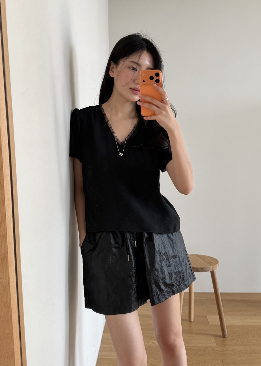 AMY GRACE-A韓國直郵女士新品真品人氣職業26春夏襯衫蕾絲衫AMY GRACE-A襯衫/蕾絲衫