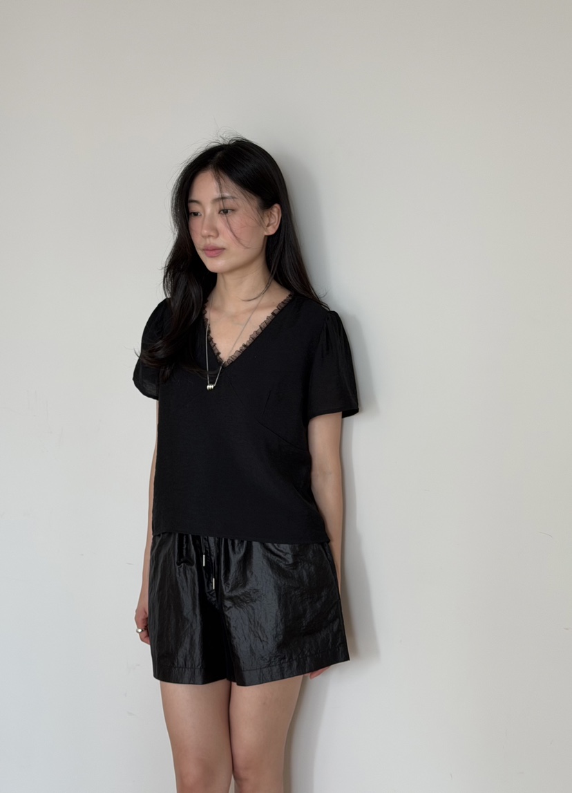 AMY GRACE-A韓國直郵女士新品真品人氣職業26春夏襯衫蕾絲衫AMY GRACE-A襯衫/蕾絲衫