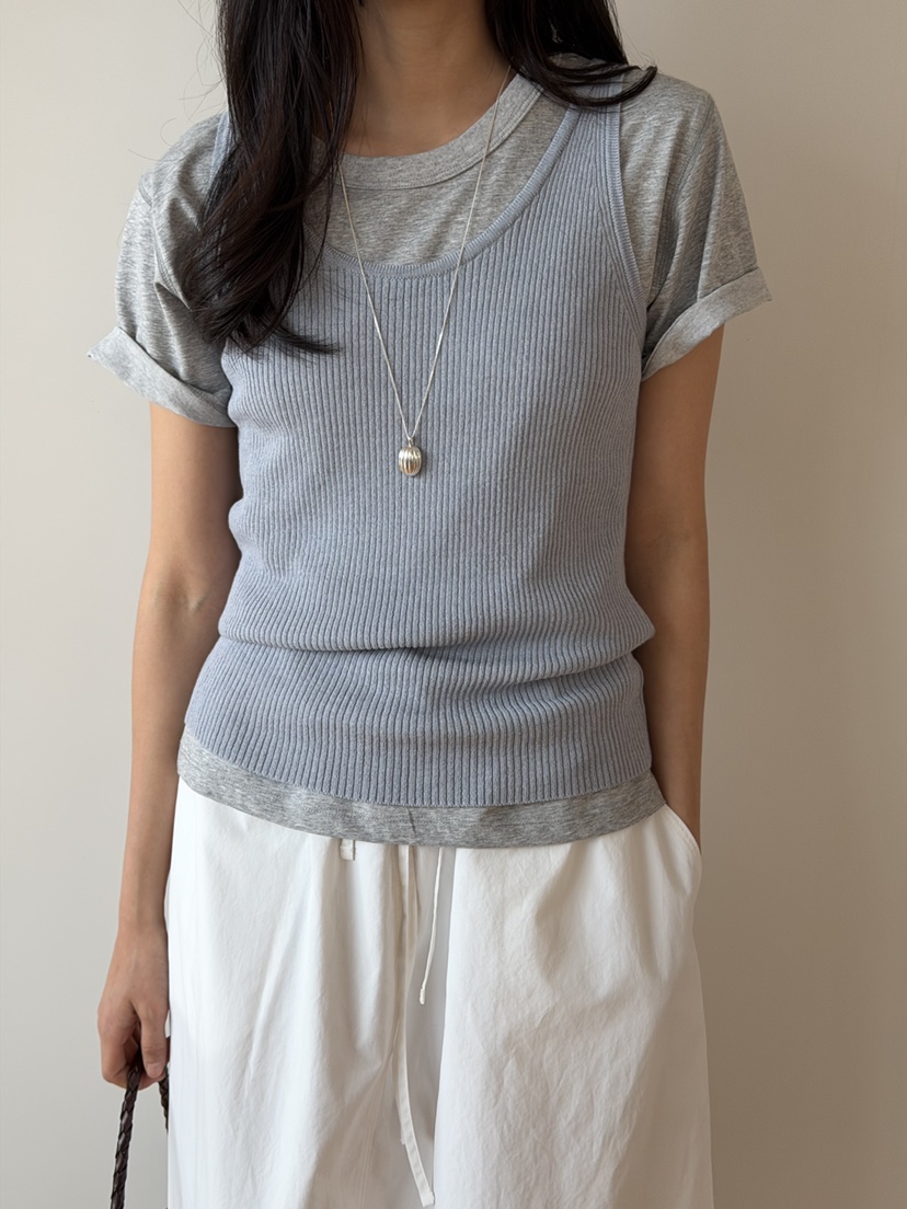 AMY GRACE-A韓國東大門代購女裝新品時尚推薦熱賣吊帶背心AMY GRACE-A吊帶/背心