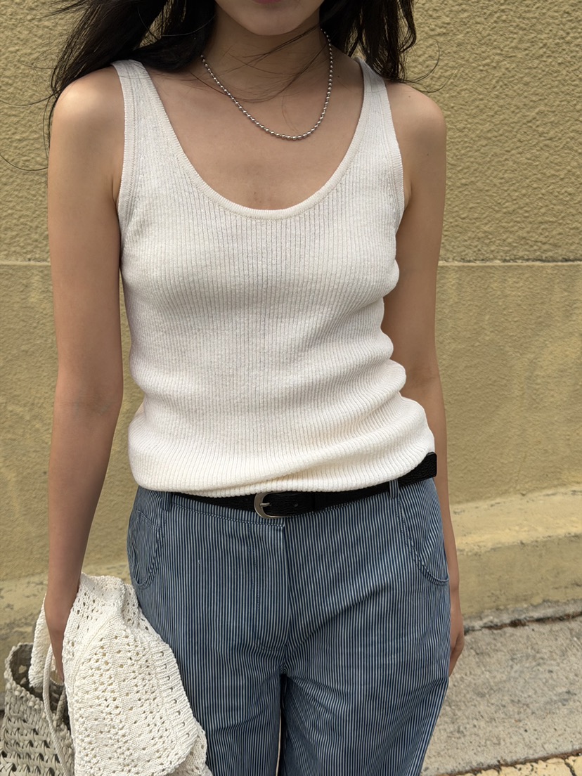 AMY GRACE-A韓國東大門代購女裝新品時尚推薦熱賣吊帶背心AMY GRACE-A吊帶/背心