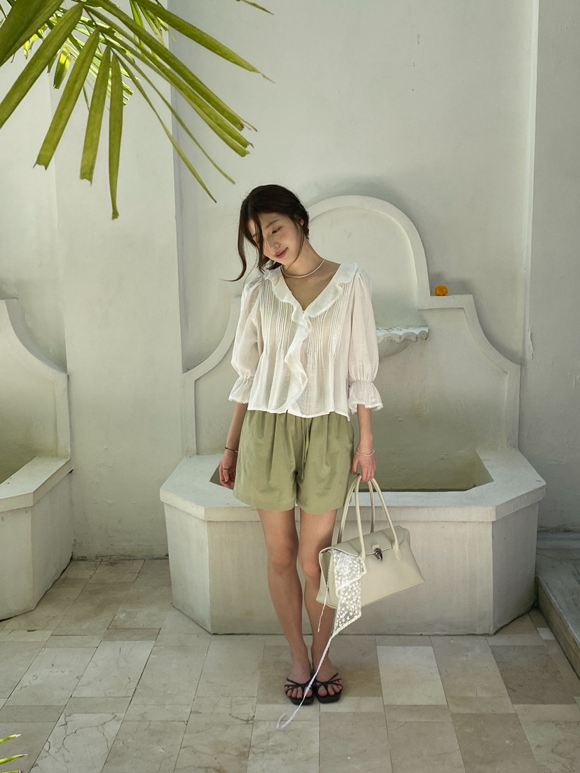 ERUME韓國直郵女士新款時尚26春夏休閑熱賣人氣襯衫蕾絲衫ERUME襯衫/蕾絲衫