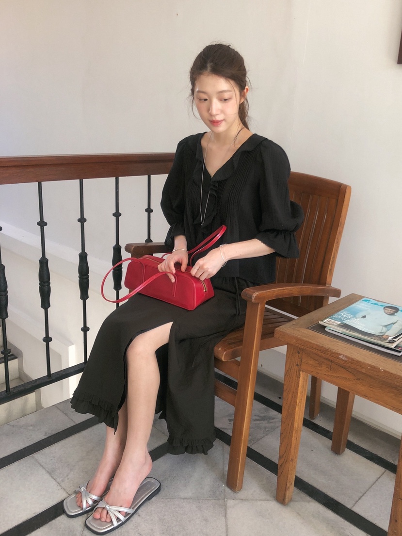 ERUME韓國直郵女士新款時尚26春夏休閑熱賣人氣襯衫蕾絲衫ERUME襯衫/蕾絲衫