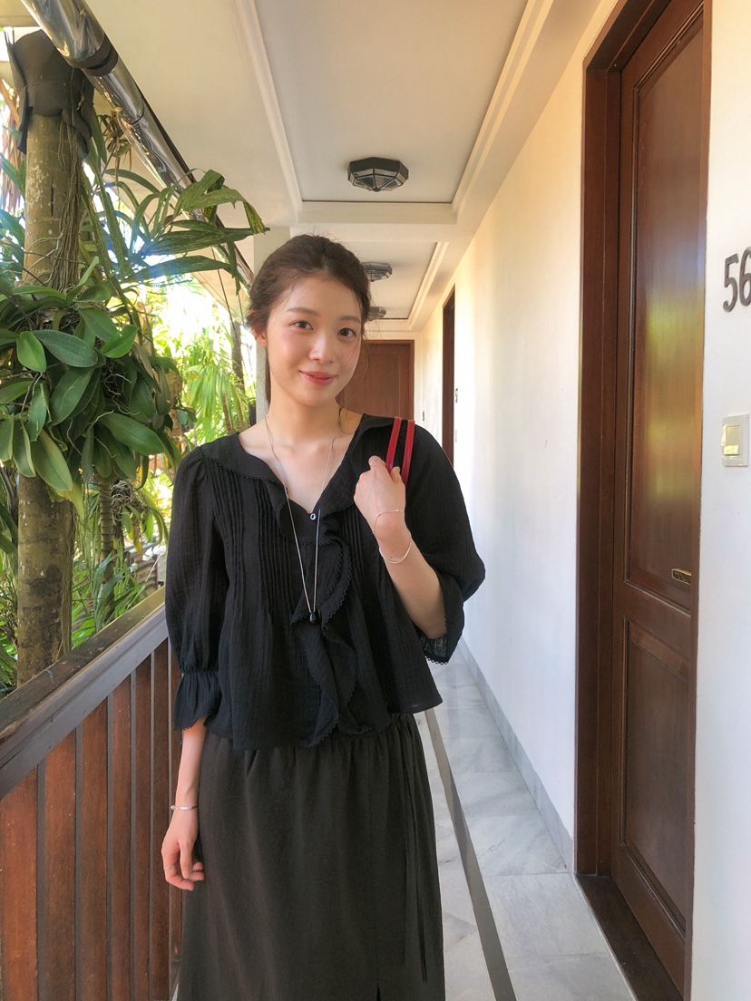 ERUME韓國直郵女士新款時尚26春夏休閑熱賣人氣襯衫蕾絲衫ERUME襯衫/蕾絲衫