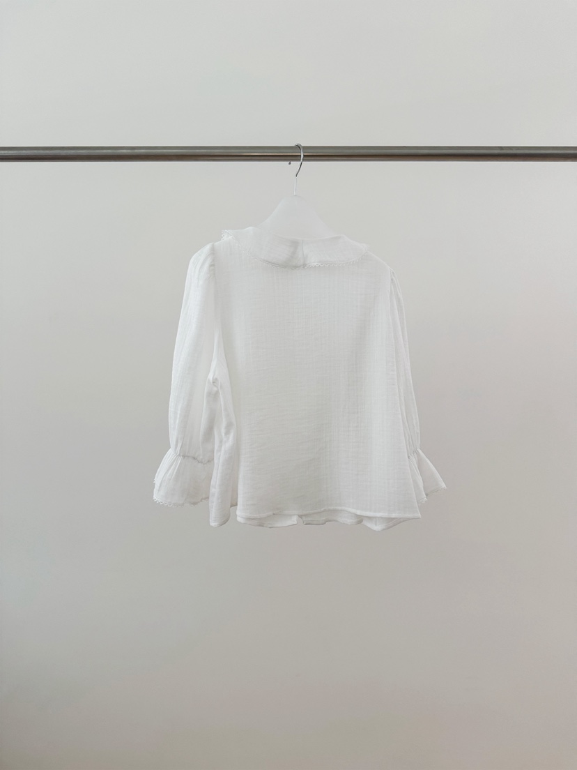 ERUME韓國直郵女士新款時尚26春夏休閑熱賣人氣襯衫蕾絲衫ERUME襯衫/蕾絲衫