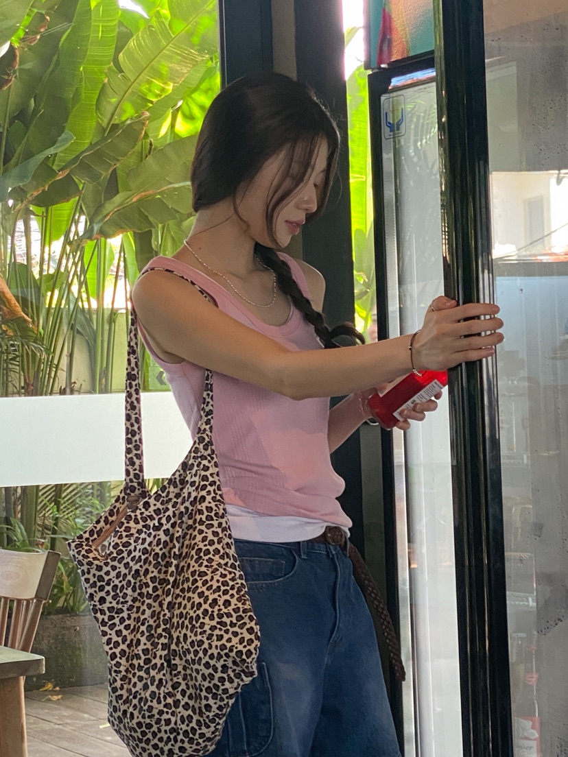 ERUME韓國東大門直郵女士新品人氣推薦休閑熱賣時尚吊帶背心ERUME吊帶/背心